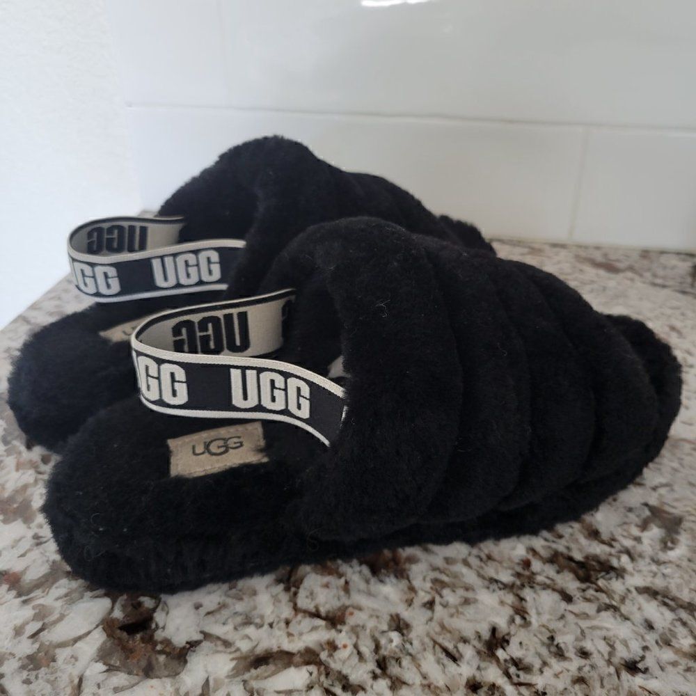 UGG Fluff Yeah Slides size 4 - Picture 3 of 10